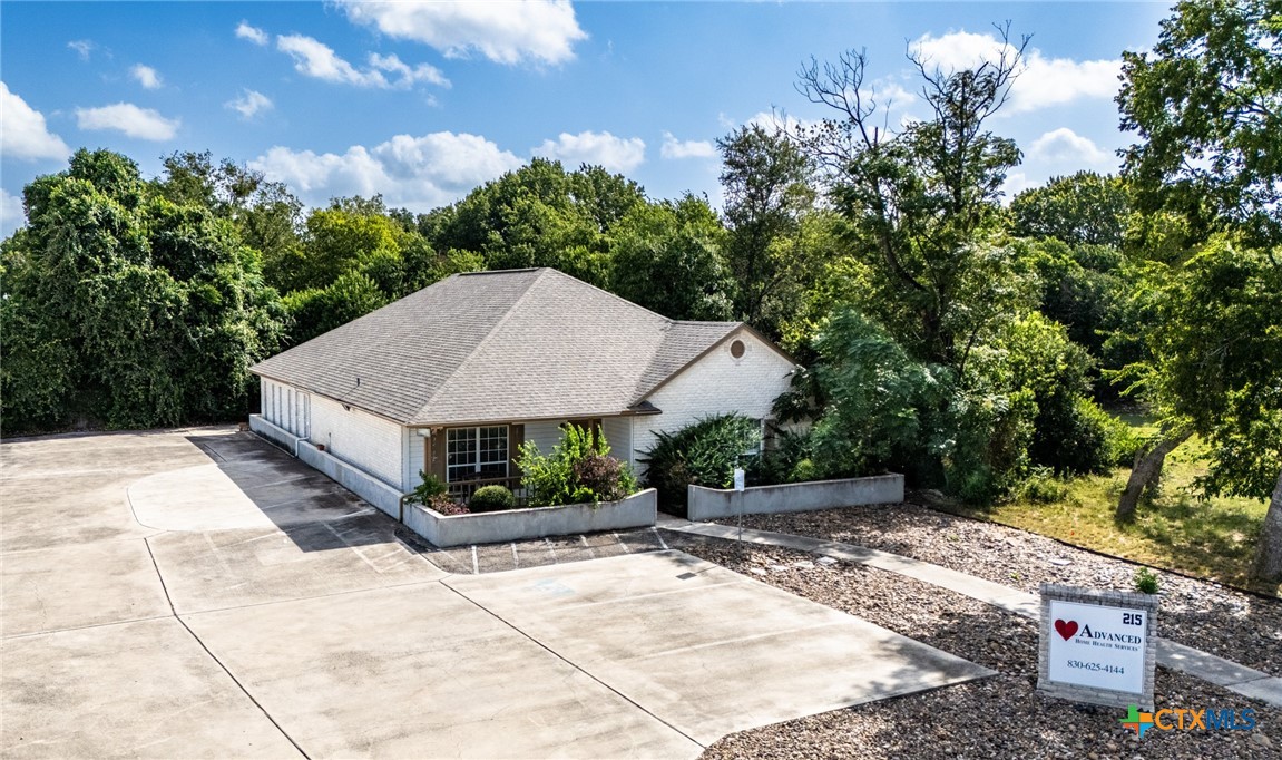 215 Courtyard Drive — photo