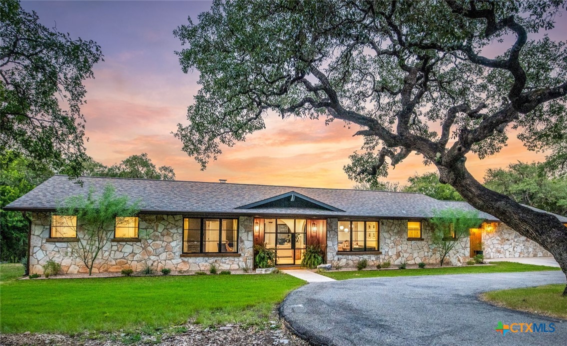 138 Hill Haven Drive — photo