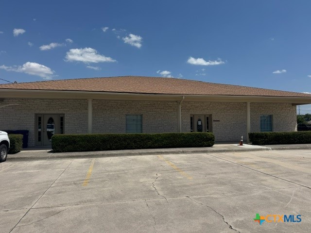 911 S Main Street — photo