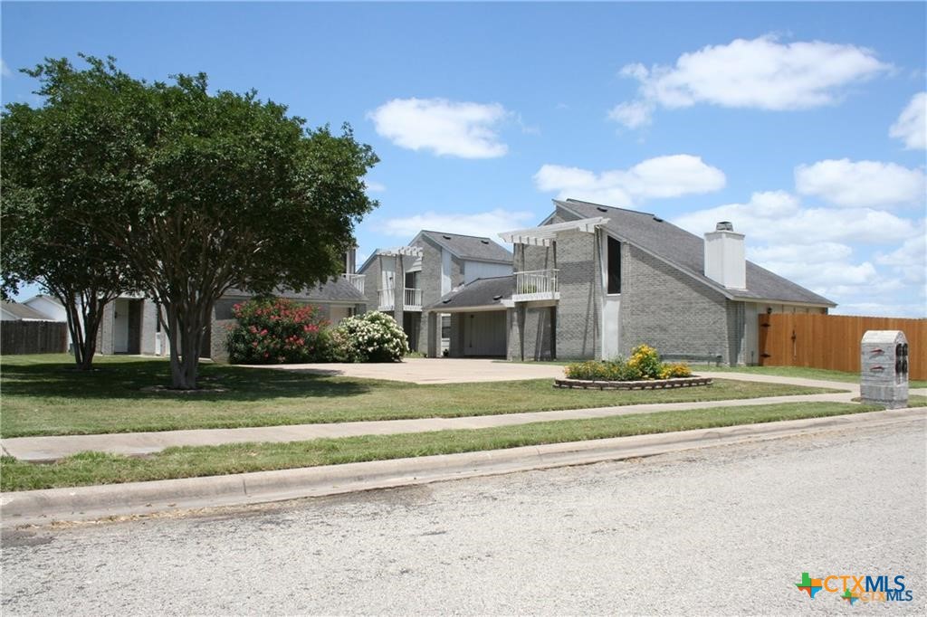 202 Teakwood Drive — photo