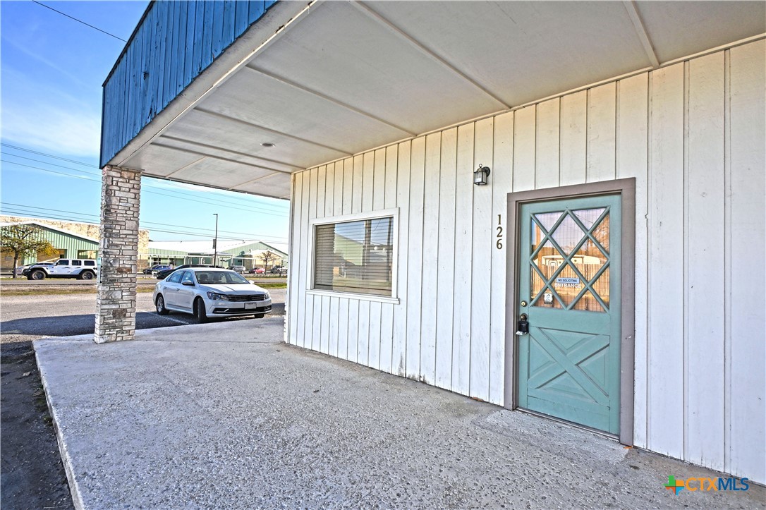 1175 FM 2673 126 — photo