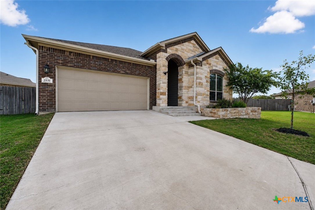 1431 Chalice Drive — photo