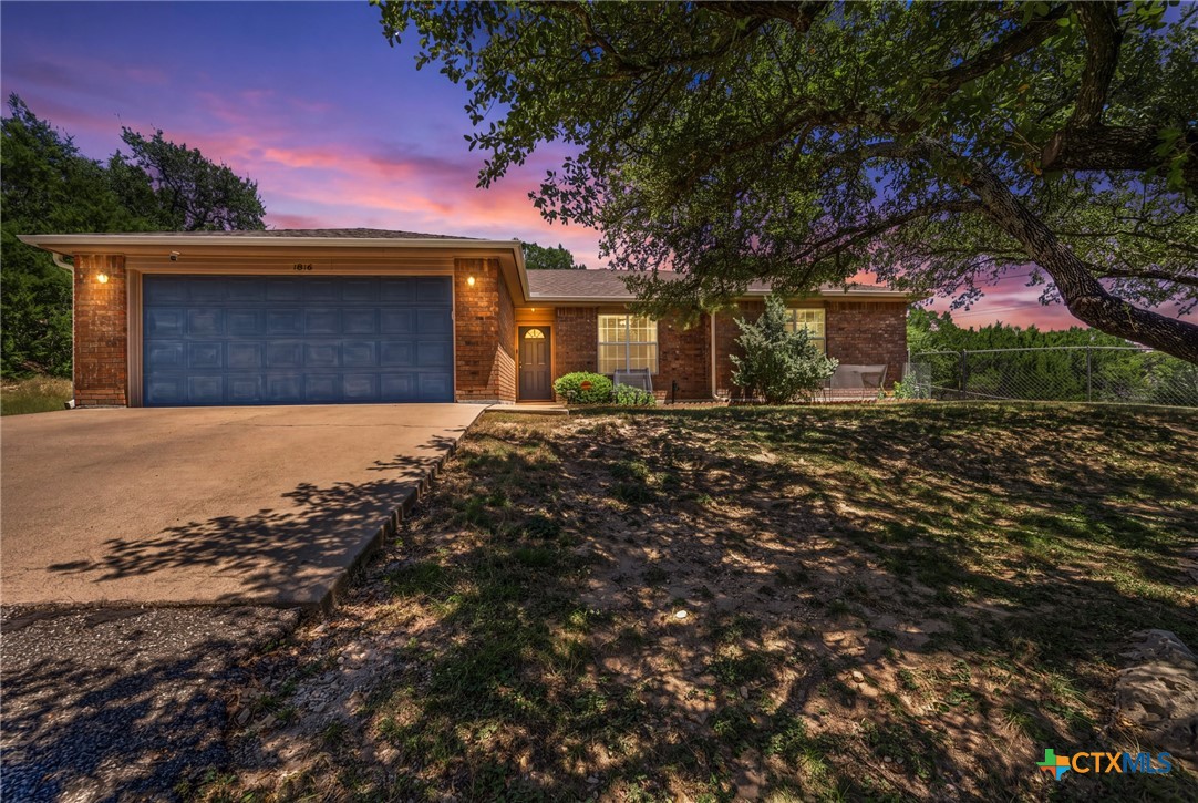 1816 Opal Lane — photo