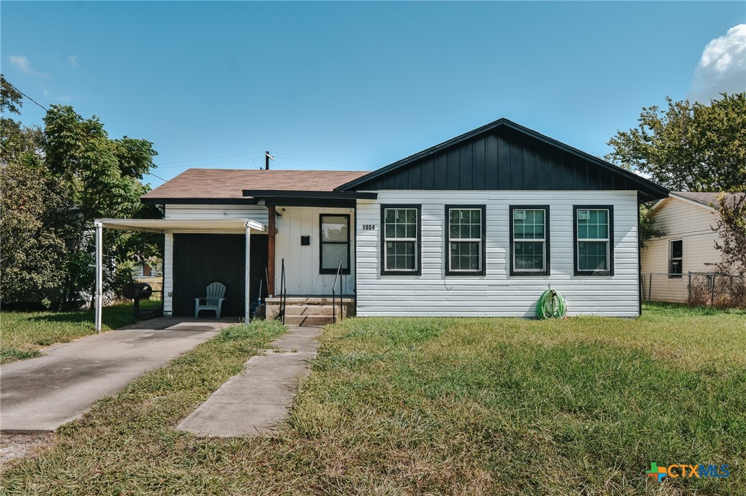 1804 E Guadalupe Street — photo