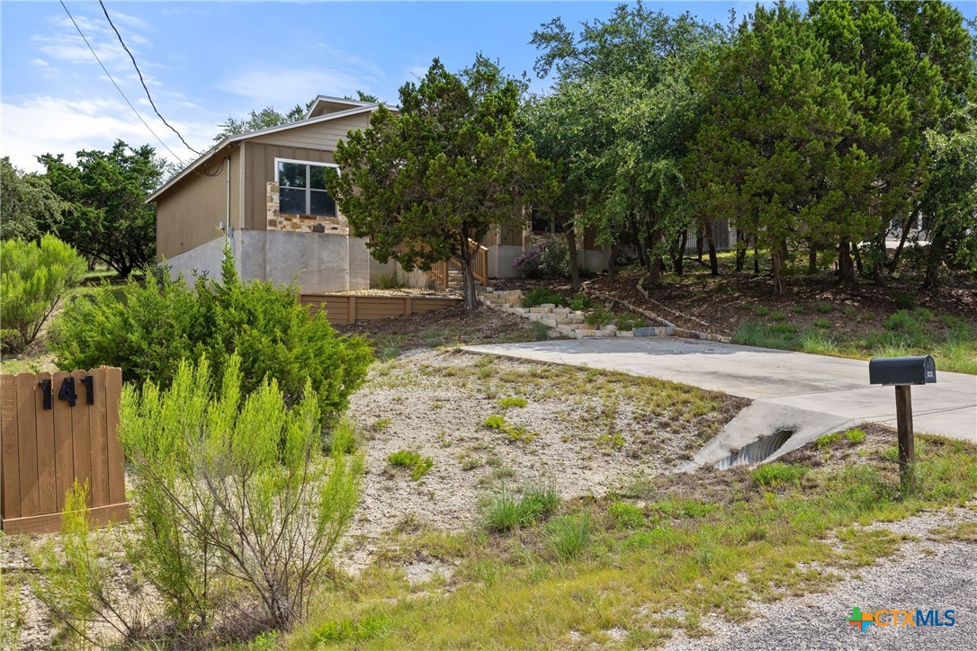 141 Cody Court — photo