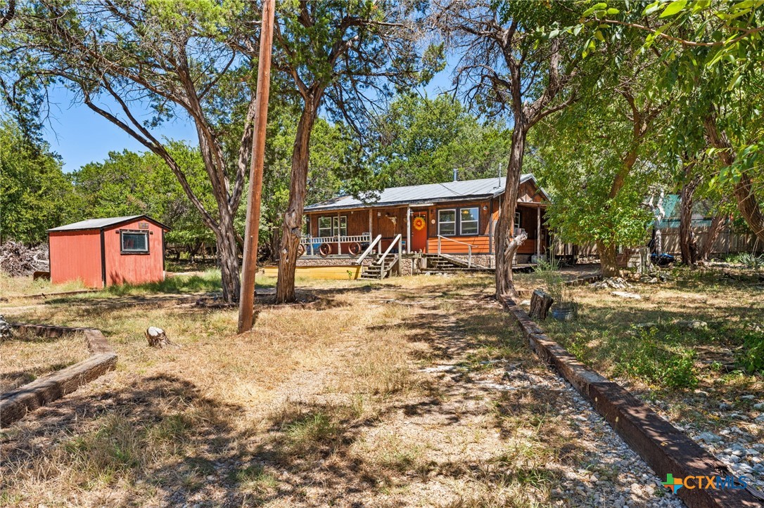 5353 Lakeaire Boulevard — photo