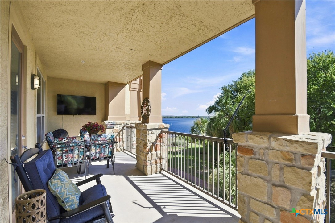 96 Island Drive 12 — photo
