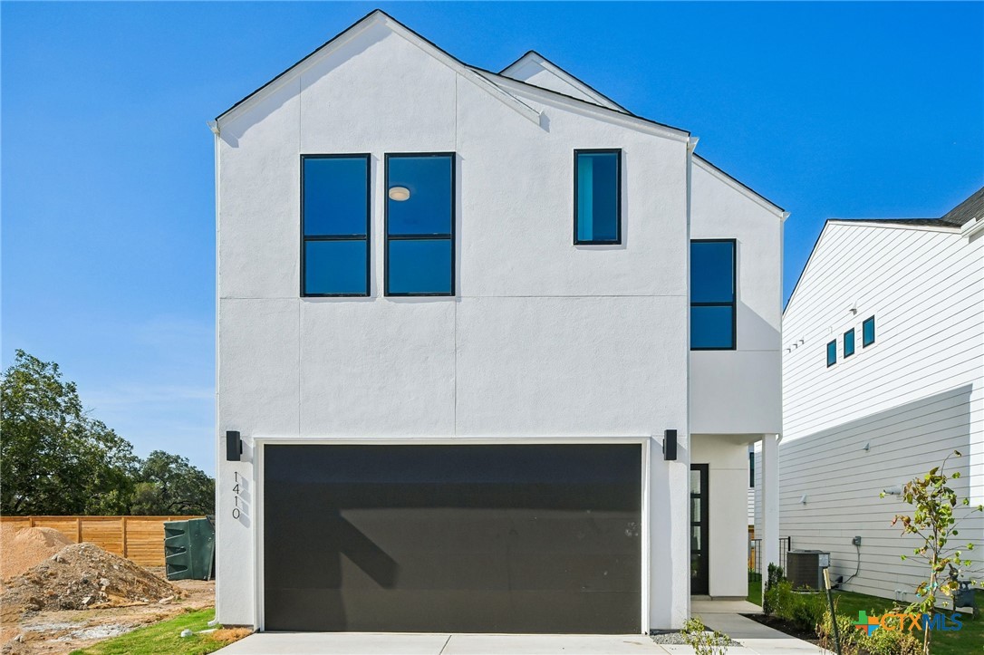 1410 Rambling Rose Road — photo