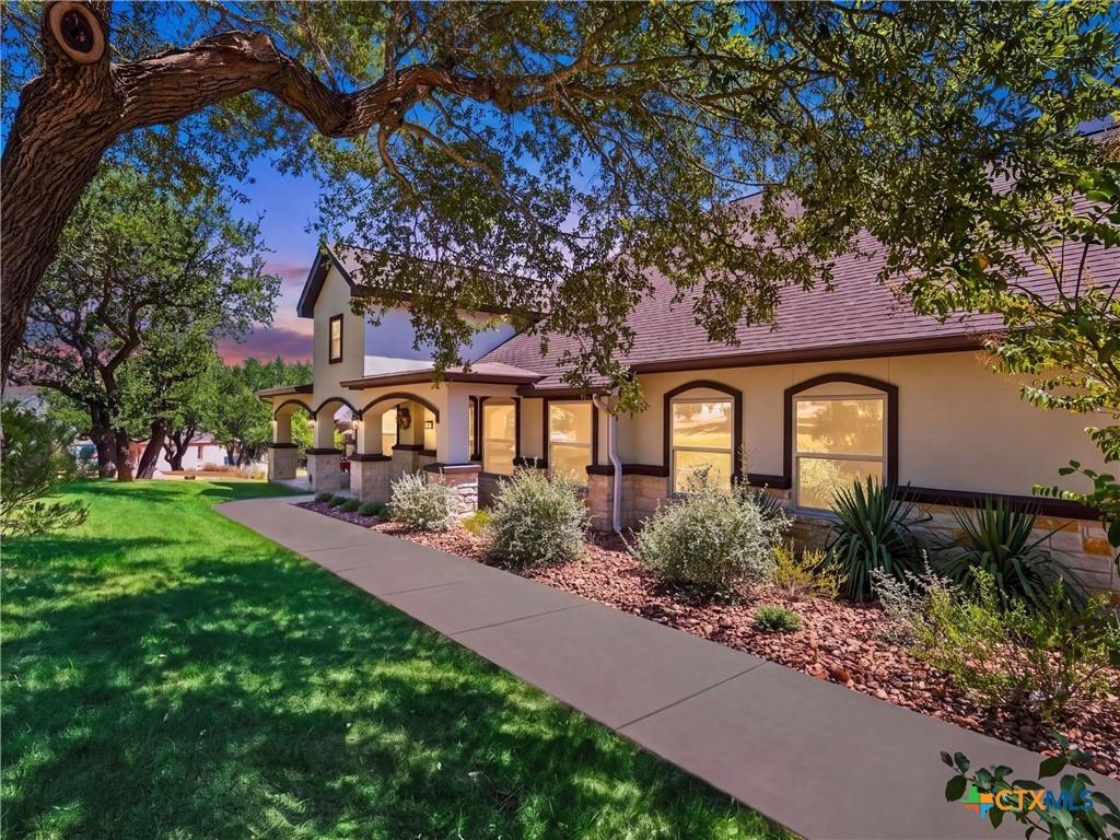1711 Mountain Springs — photo