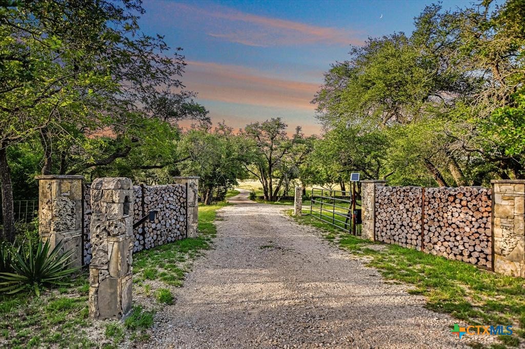 4301 Lone Man Mountain Road — photo