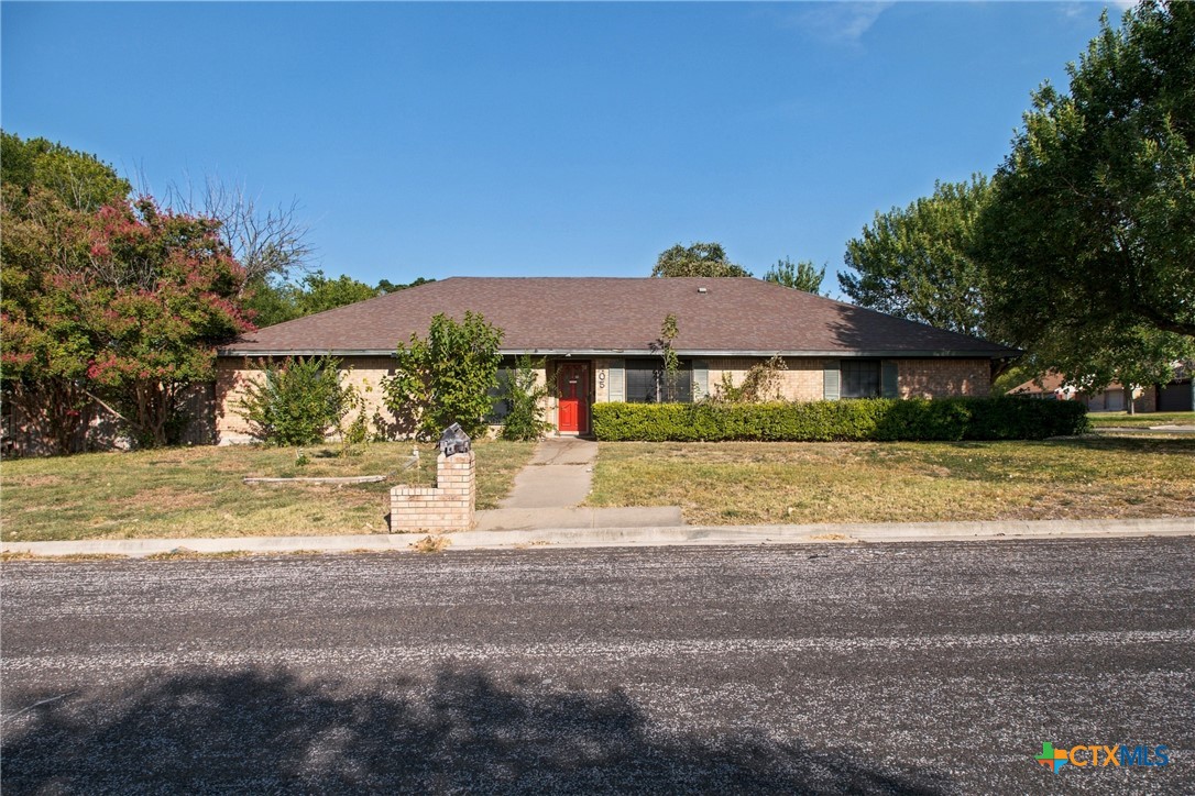 405 Cottonwood Drive — photo