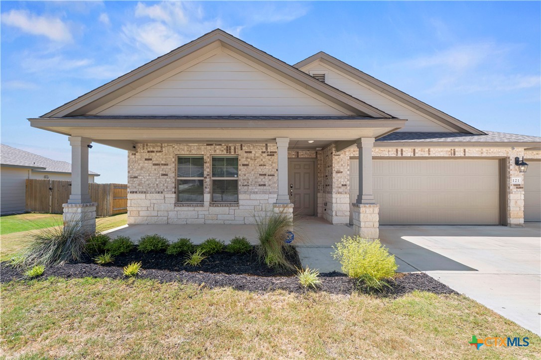 121 Ayla Marie Drive — photo
