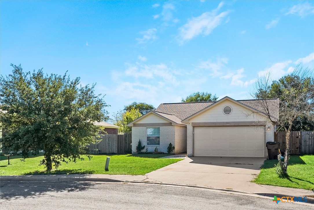1514 Windridge Drive — photo