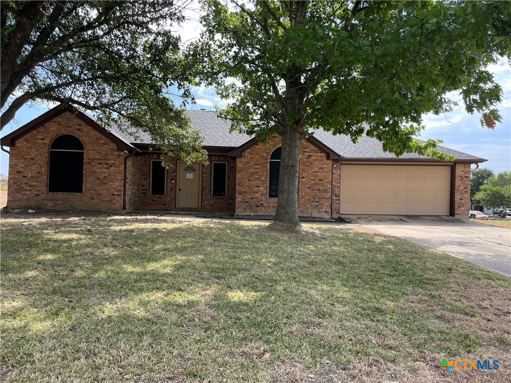 3905 Neches Circle — photo