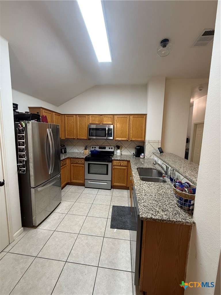 6007 Lone Star Court — photo