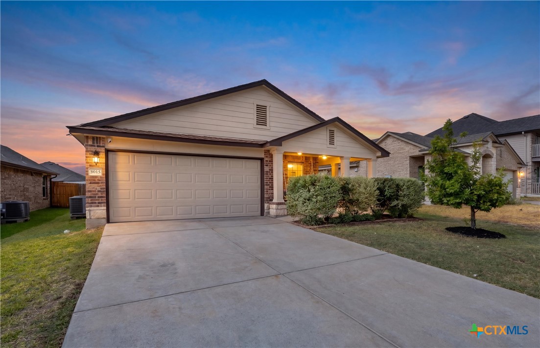 8915 Sky Crest Drive — photo
