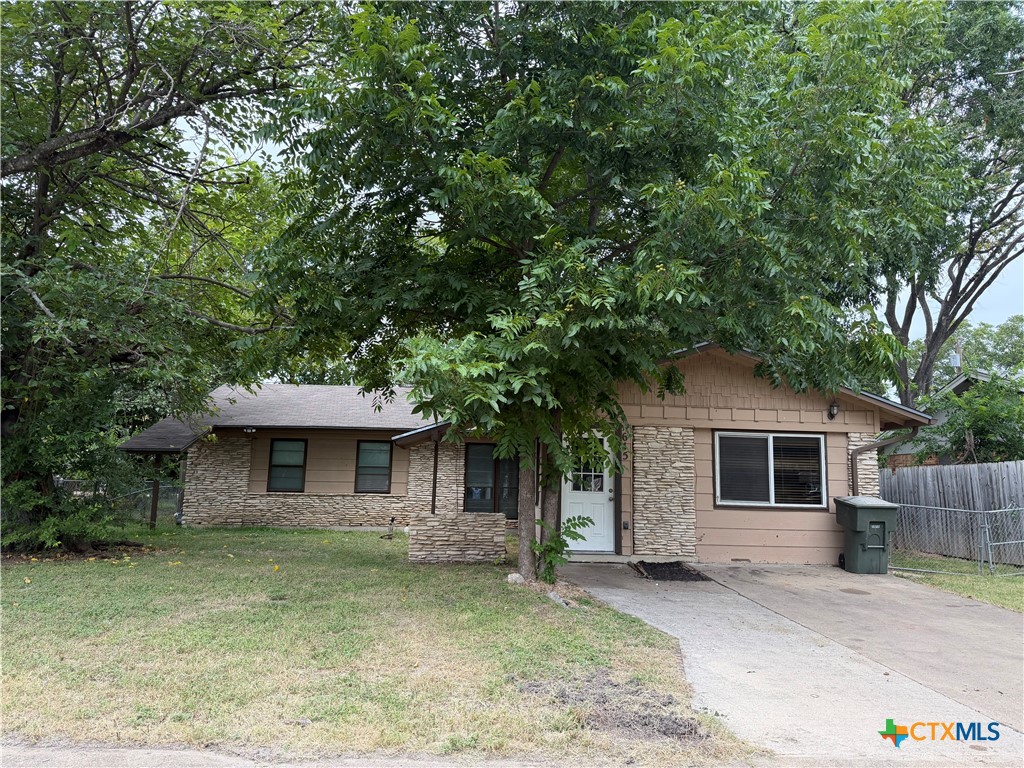 615 Bishop Drive — photo