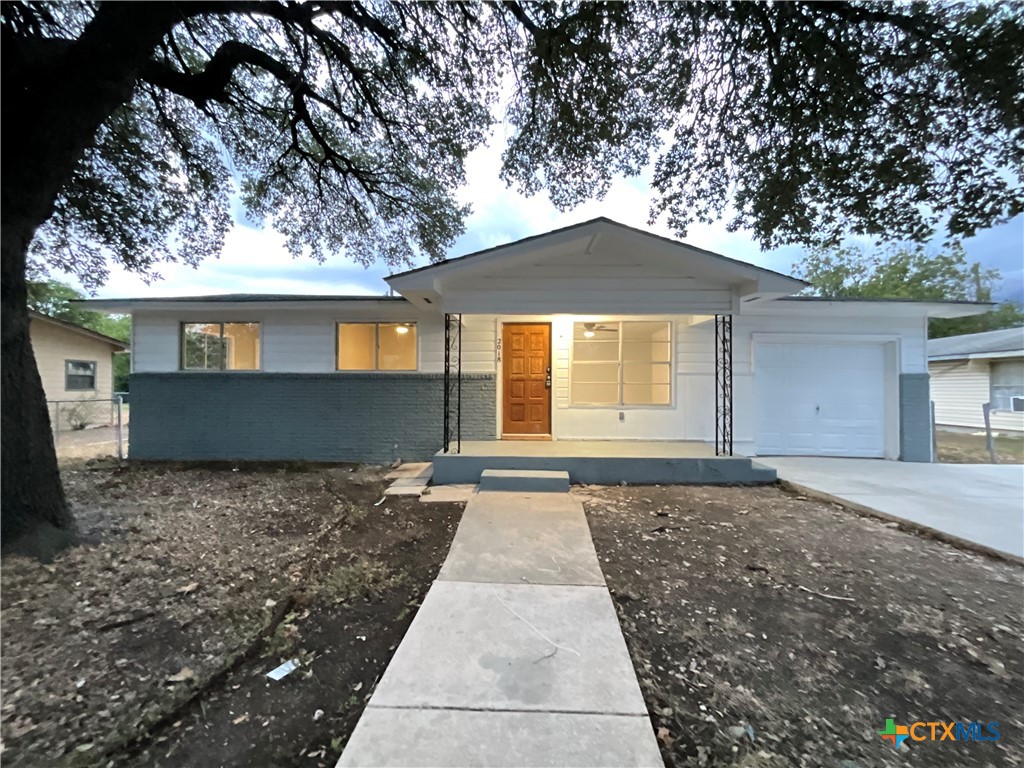 2018 Sherman Street — photo