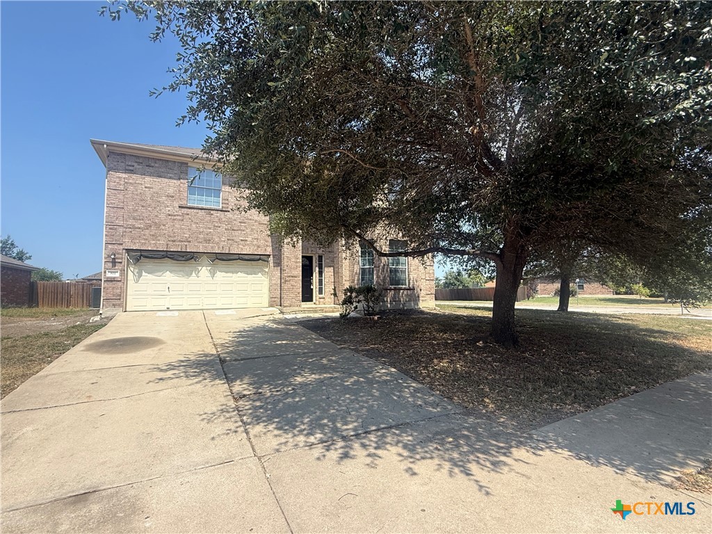 811 Shadow Creek Boulevard — photo