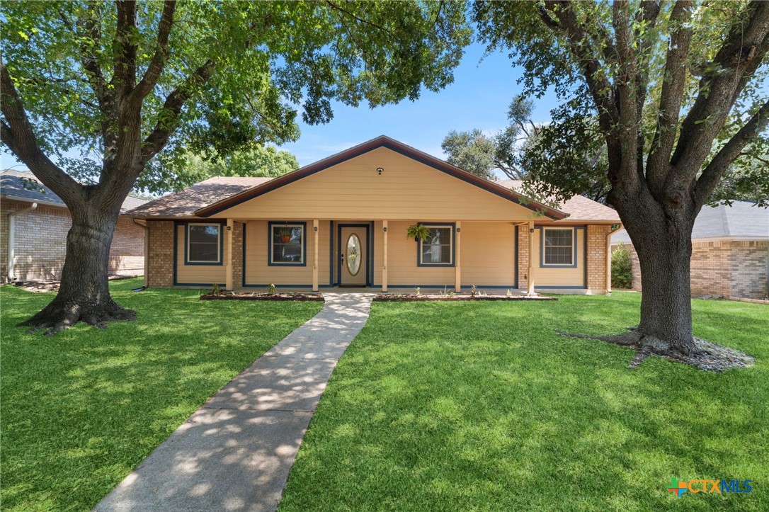 2202 Winchester Drive — photo