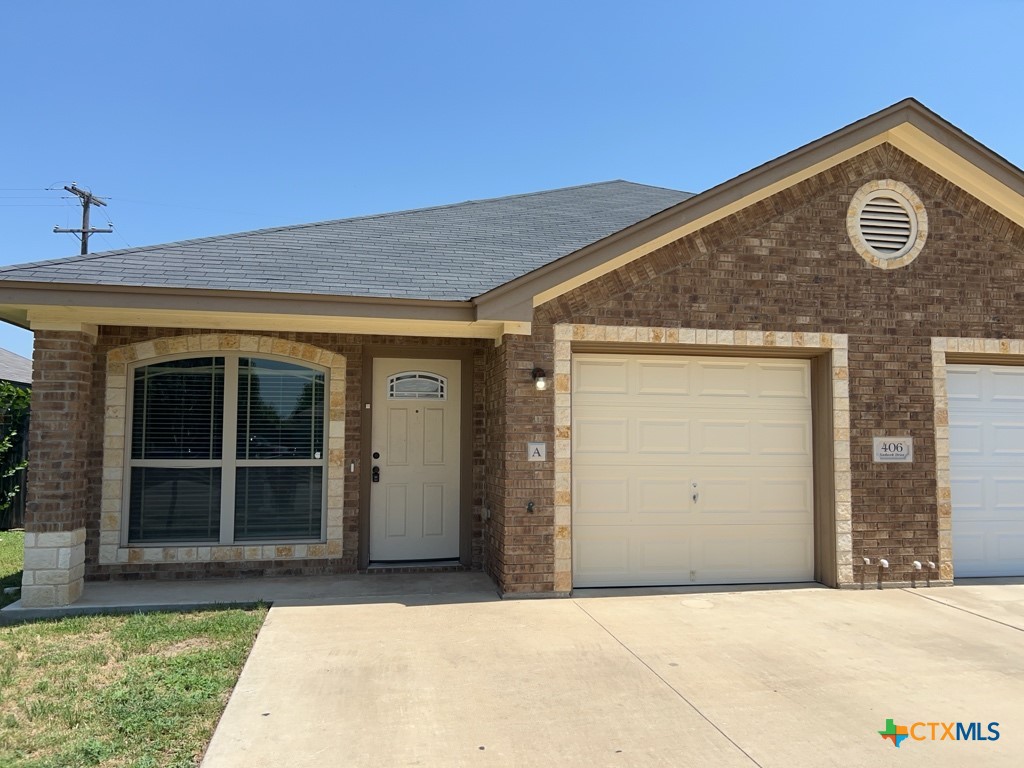 406 Sladecek Drive a — photo