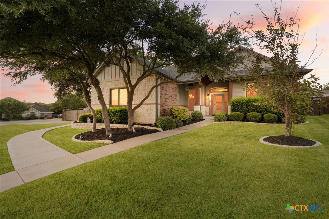 123 Archstone Loop — photo
