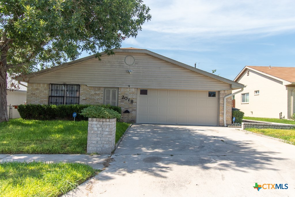 2018 Newton Drive — photo