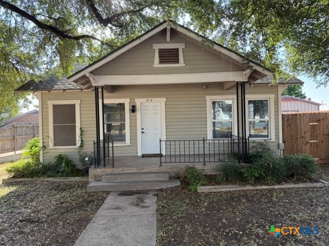 215 N Houston Avenue — photo