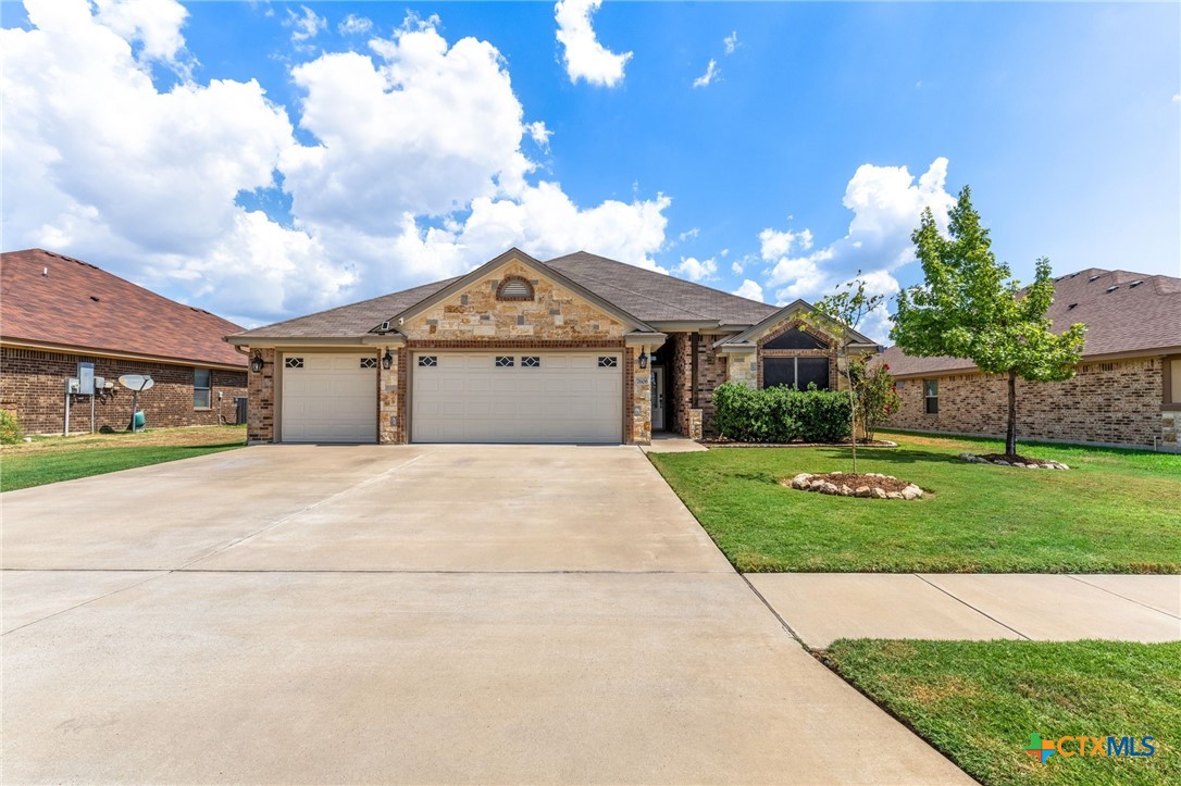 7606 Zircon Drive — photo