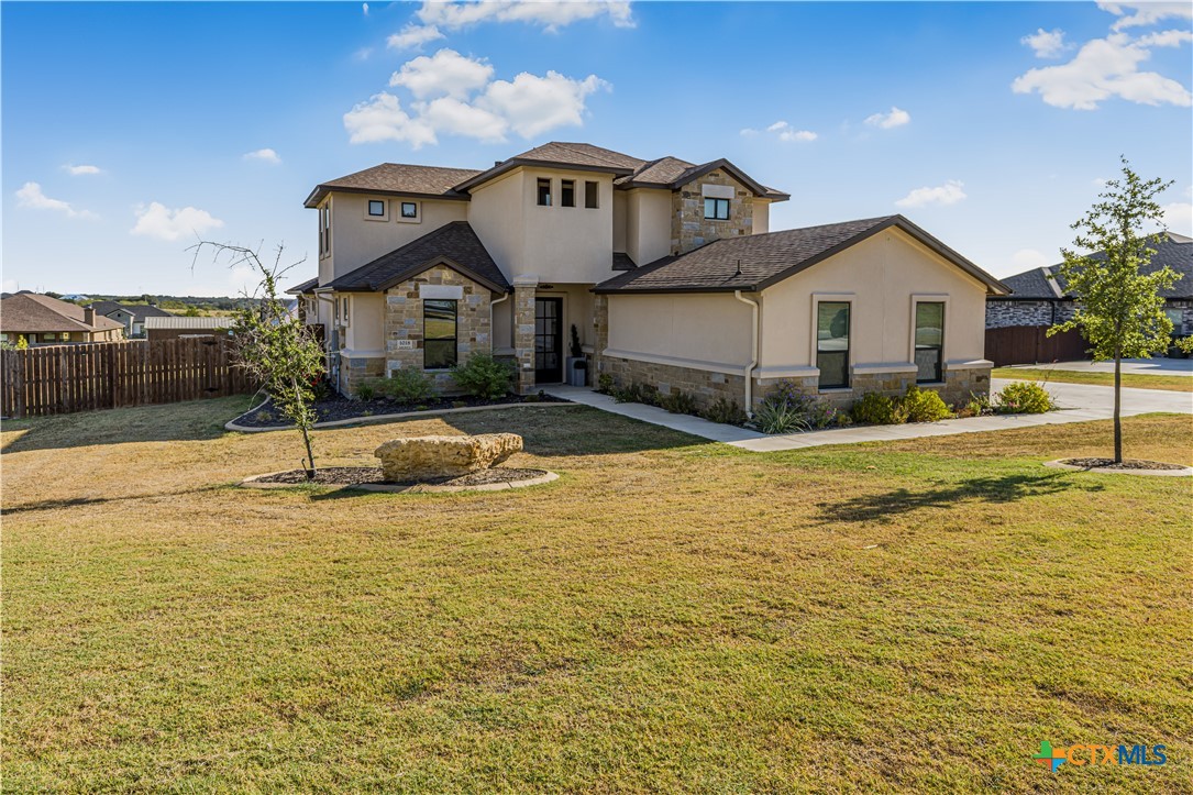 1018 Saddle Bluff Drive — photo