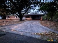 114 Hillcrest Drive — photo
