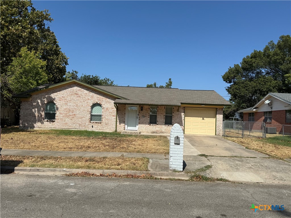 1409 Flynn Street — photo