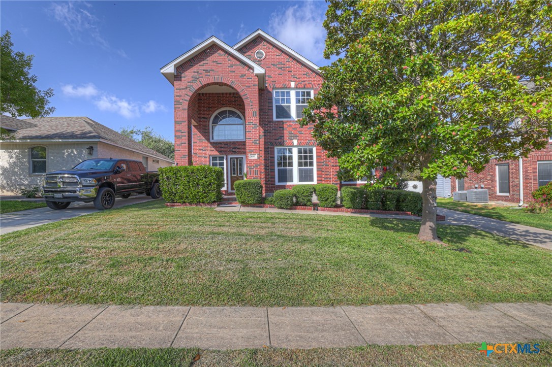 1611 Springhouse Street — photo
