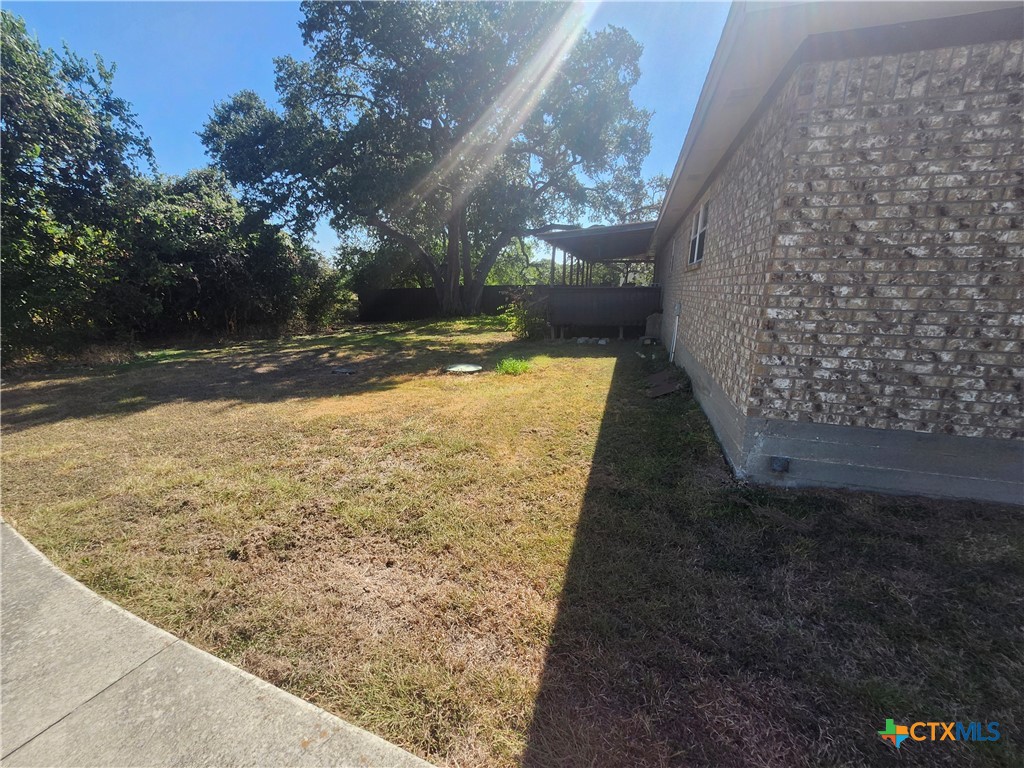 8008 W FM 93 — photo