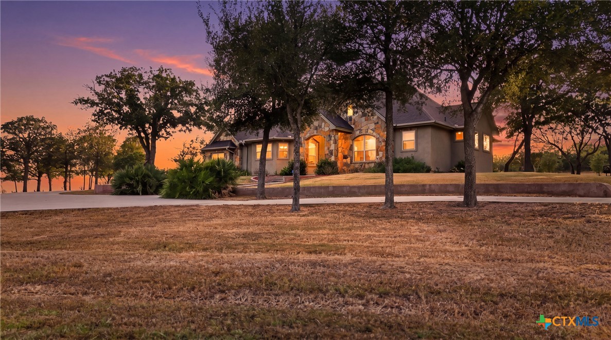432 Creekwood Drive — photo