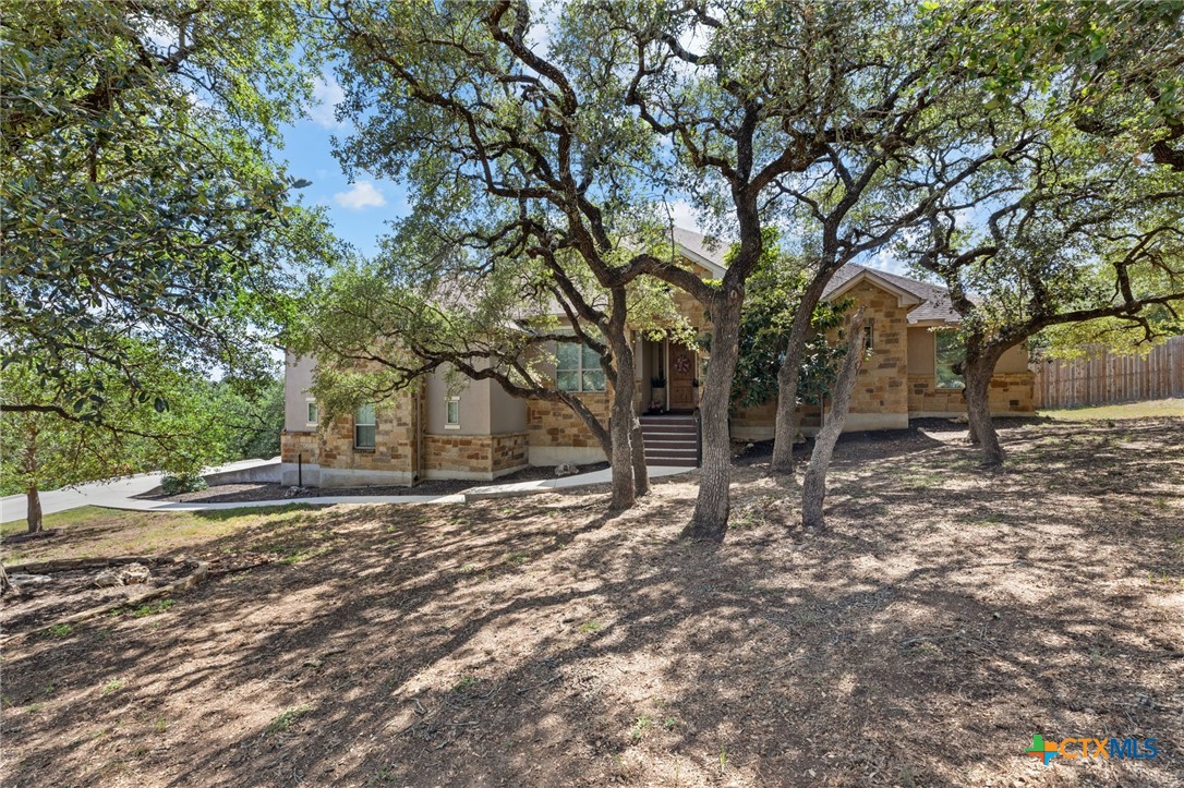 638 Cambridge Drive — photo