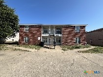 2907 Cantabrian Drive C — photo