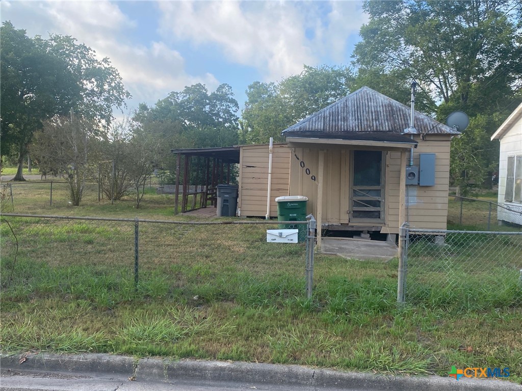 1009 Pine Street — photo