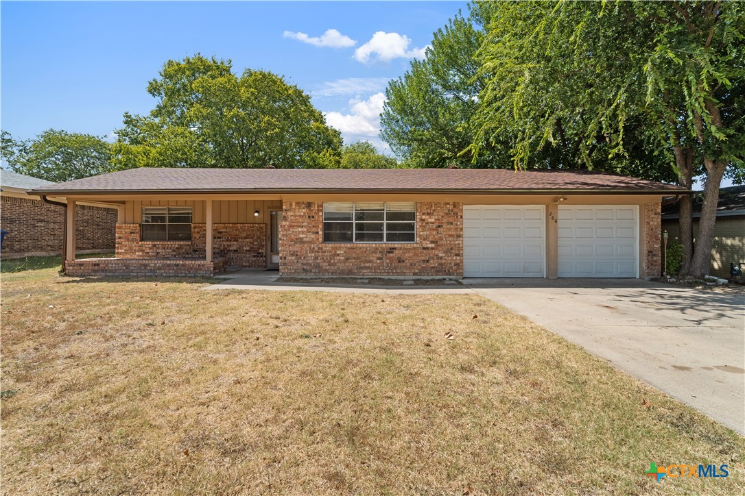 206 Cottonwood Drive — photo