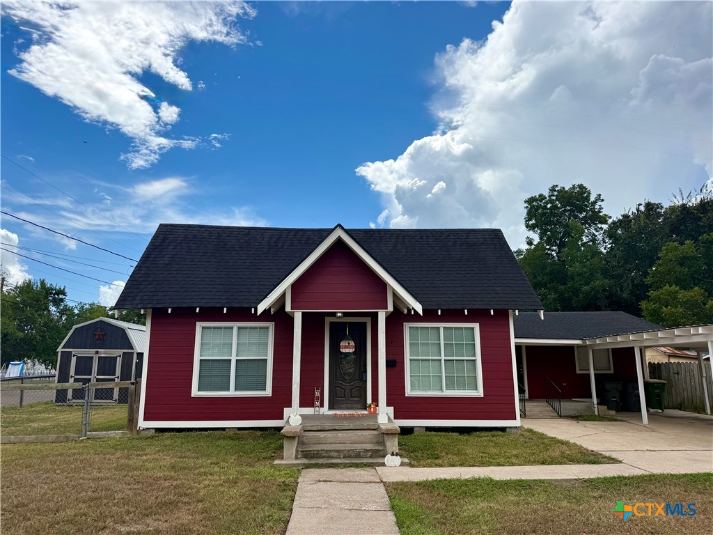 807 Pine Street — photo