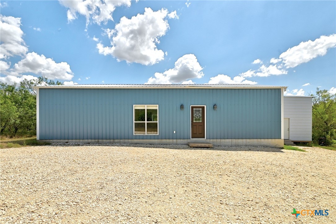 4001 Barth Road, Lockhart, TX 78644 — photo 2