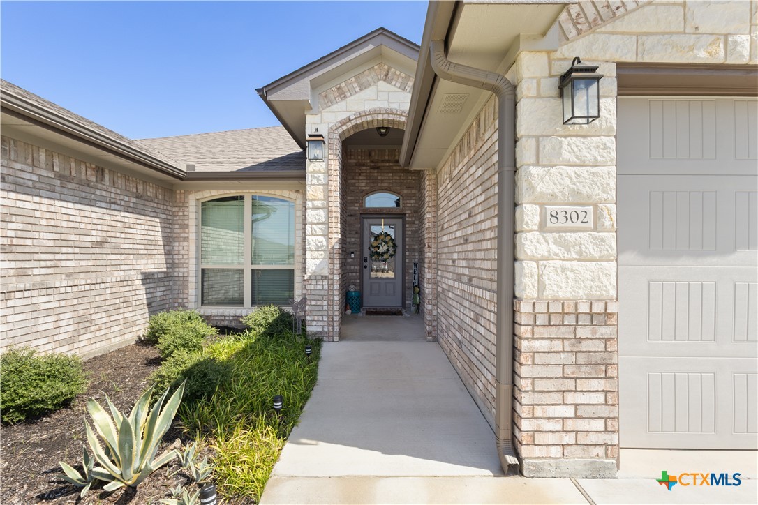 8302 Grayson Trail — photo