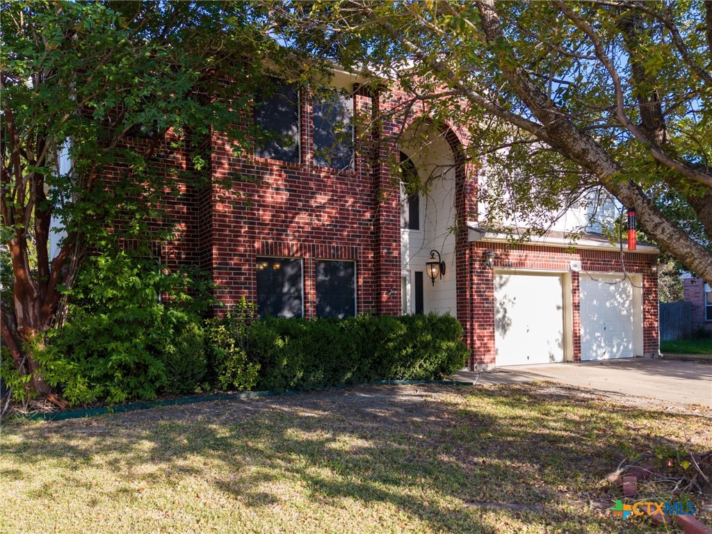 2416 Catawba Loop — photo