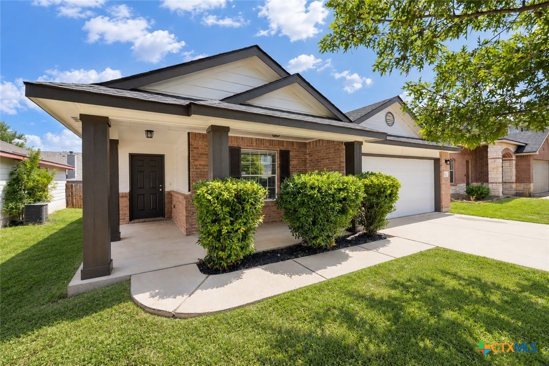 911 Sugar Brook Drive — photo