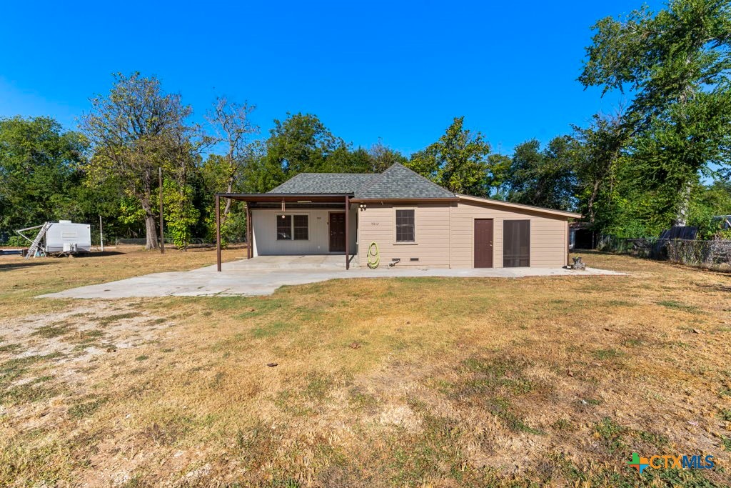 5012 Charter Oak Drive — photo