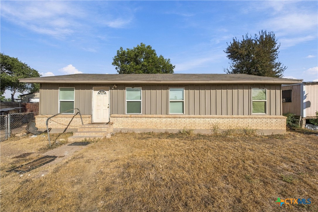 6781 Moffat Loop — photo