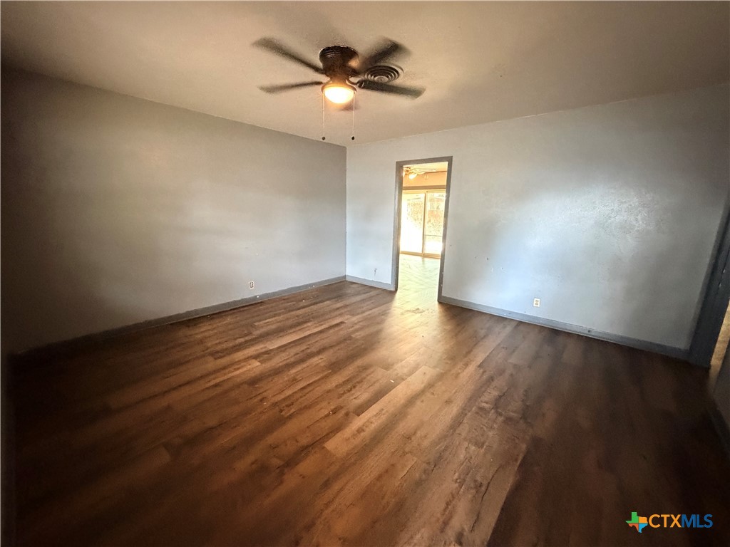 18 E Victory Avenue, Temple, TX 76501 — photo 2