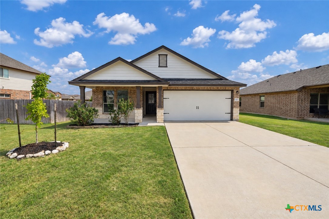 1317 Blue Leaf Drive — photo