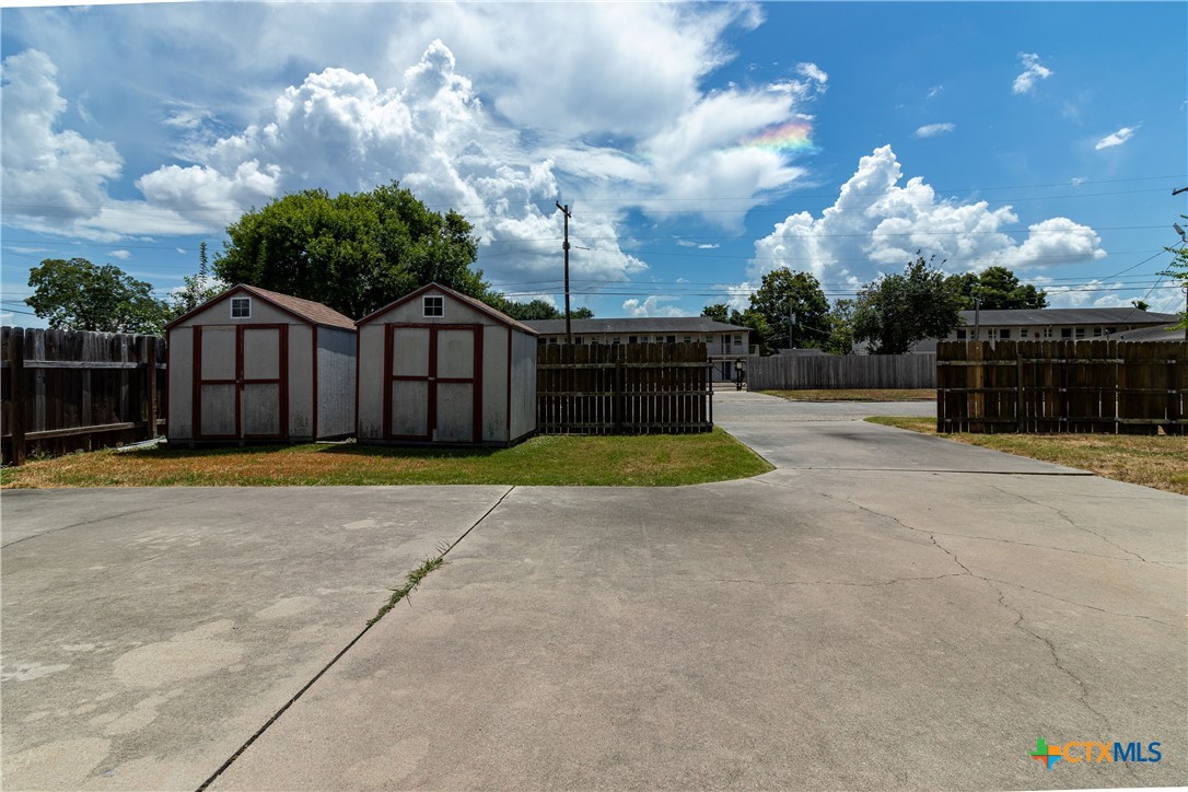 306 E. Brazos, Victoria, TX 77901 — photo 2