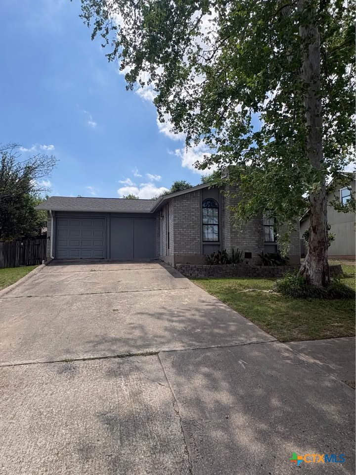 4009 Hillside Drive — photo